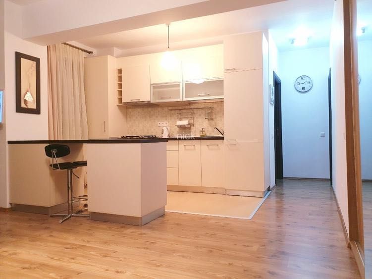 Apartament 2 camere de închiriat
