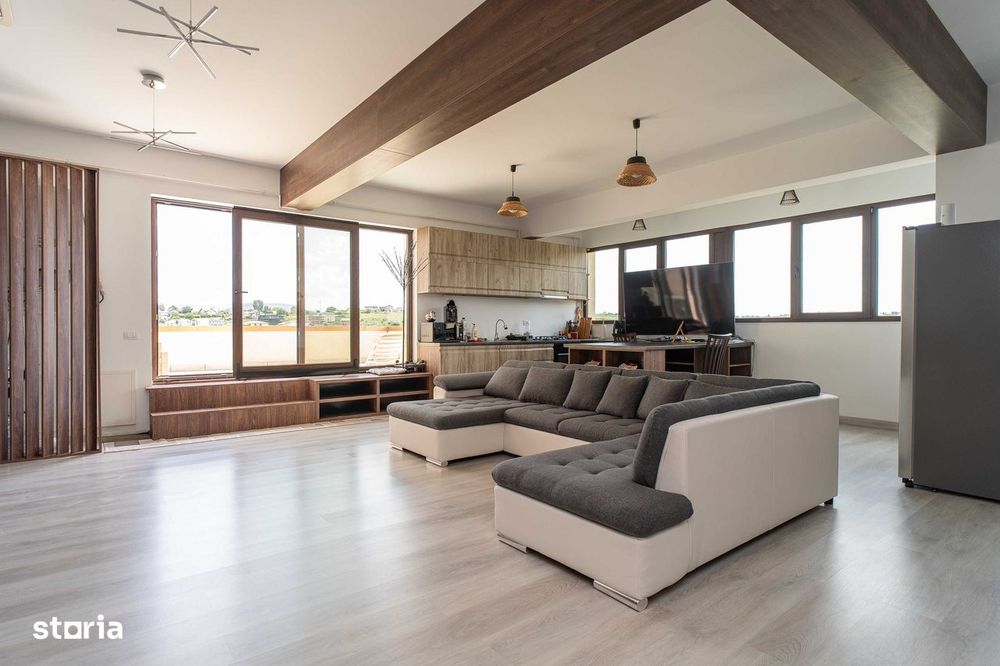 Penthouse 3 camere, 137 mp, terasă, parcare intabulată 9000 euro.