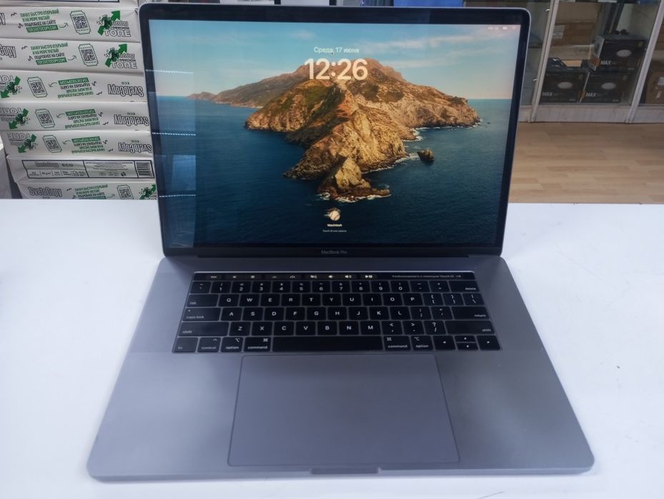 MacBook pro 15.6