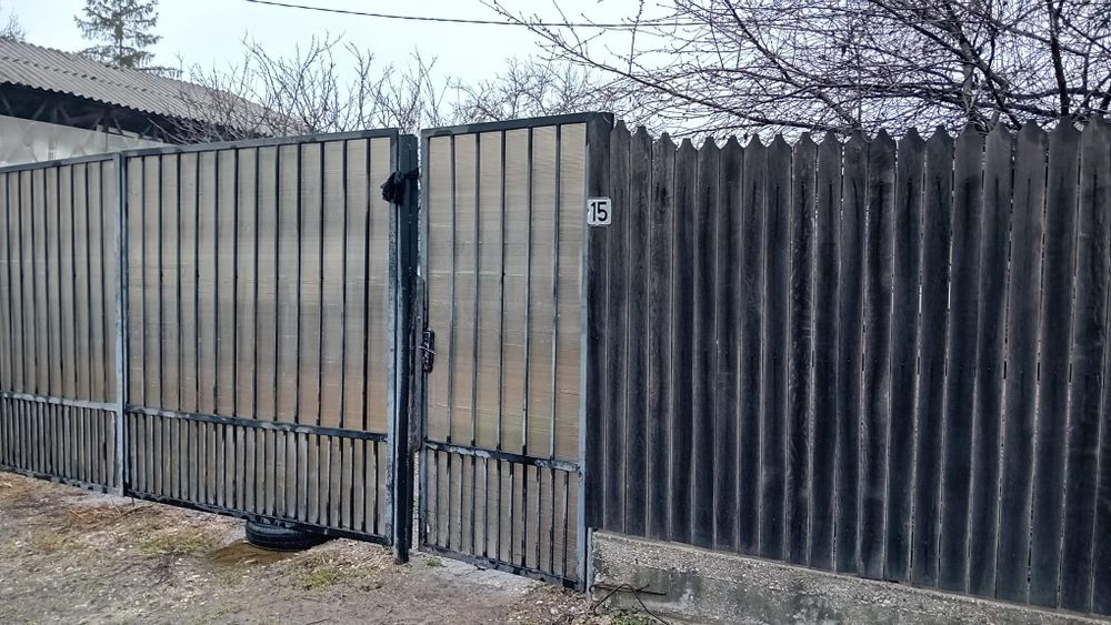 Vând casă  Judetul Arges