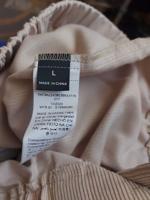 Pantaloni din velur dama