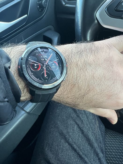 Смарт часы HONOR