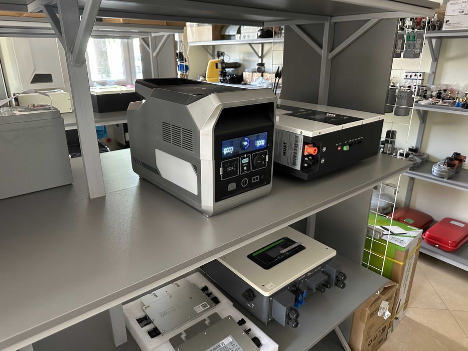 Инвертор ИБП ЮПС с LI-ION аккумулятором солнечные батареи панели