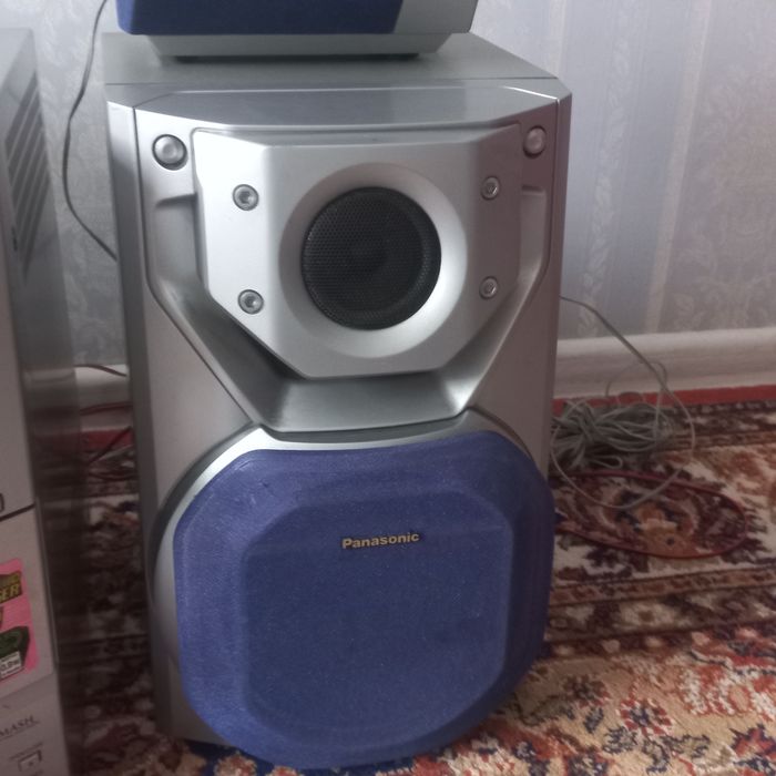 Продам музыкальный центр Панасоник.