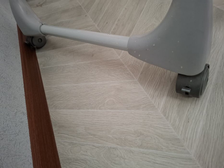 Мощный детский  стульчик TRUKROCT