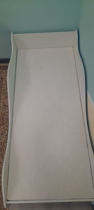 Детская кравать бу в отличном состояний