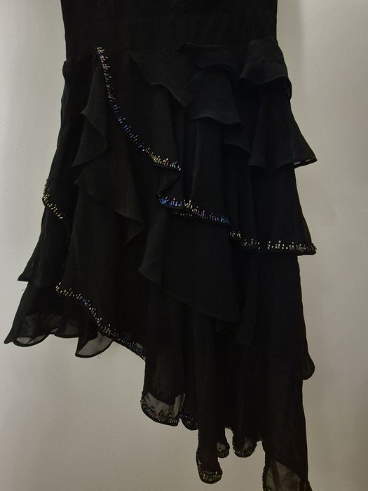 Нарядное черное платье