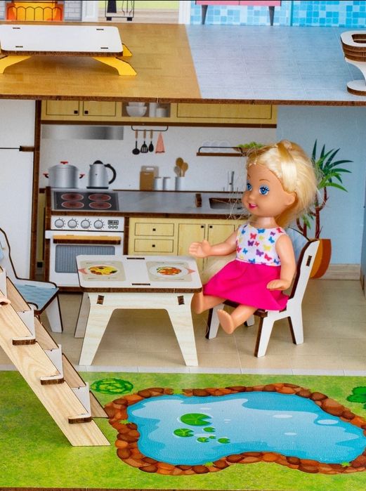 Кукольный домик четырехэтажный