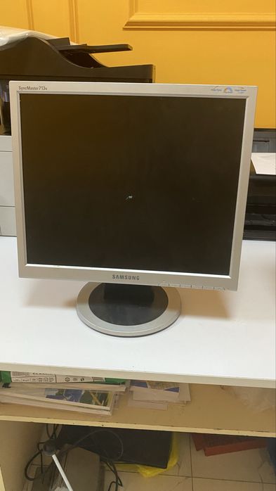 Продам мониторы по 5 тыс