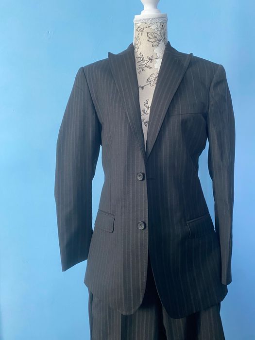 Costum Dolce & Gabbana în stare foarte buna