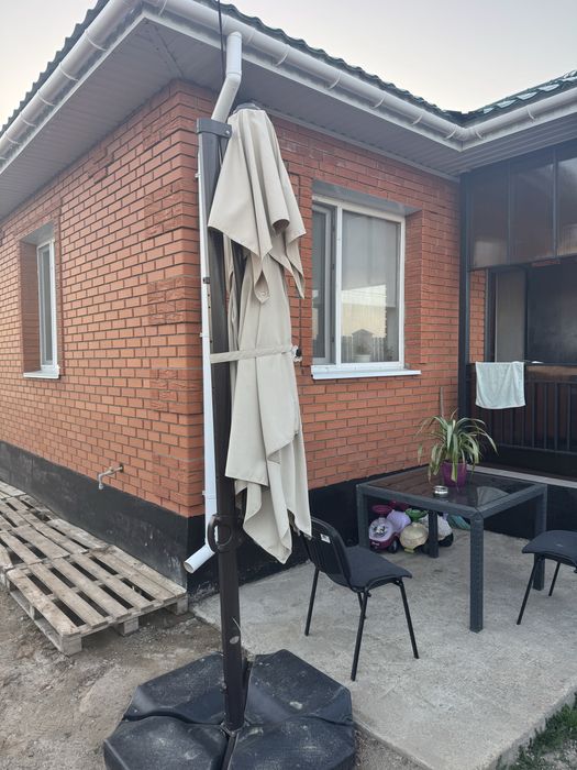 Продам уличный зонт