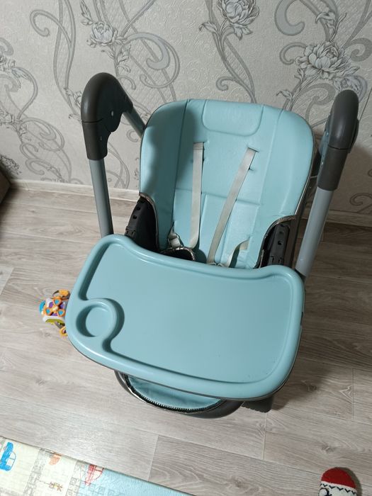 Стульчик для кормления  15000