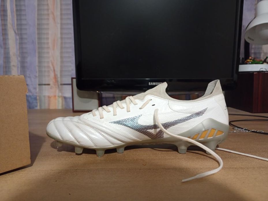 Morelia Neo 3 Elite