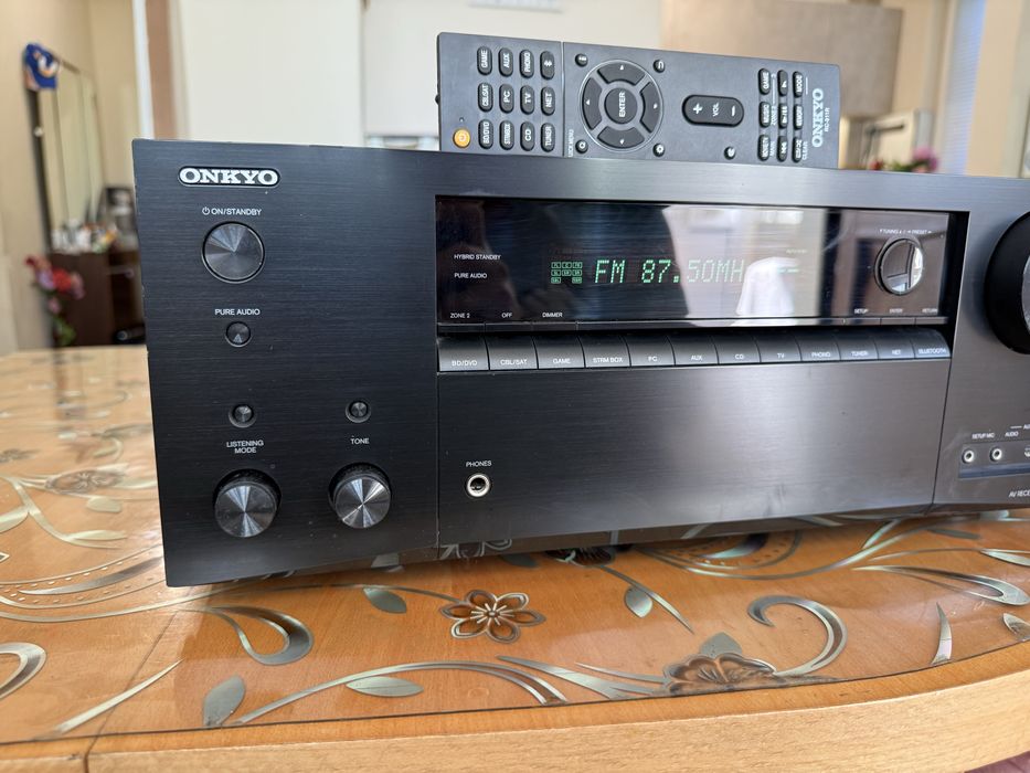 Onkyo TX-NR656 Bluetooth Wi-Fi