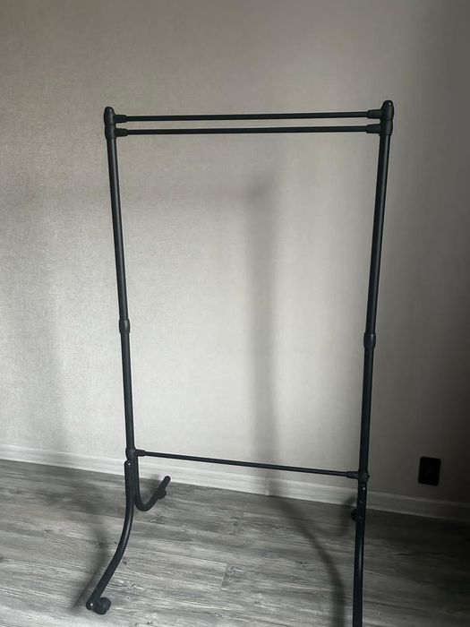 Вешалка гардеробная