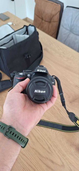 Фотоапарат Nikon D5200 + Nikkor 18-55mm