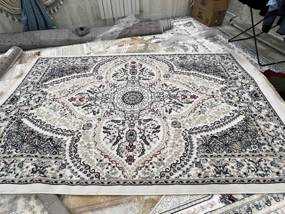 Ковры размер 2*3размер 16000