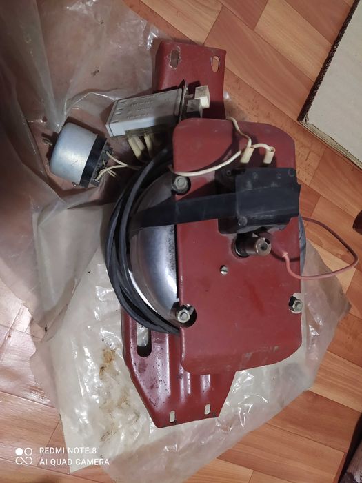 Продаю электрический двигатель с счётчиком времени