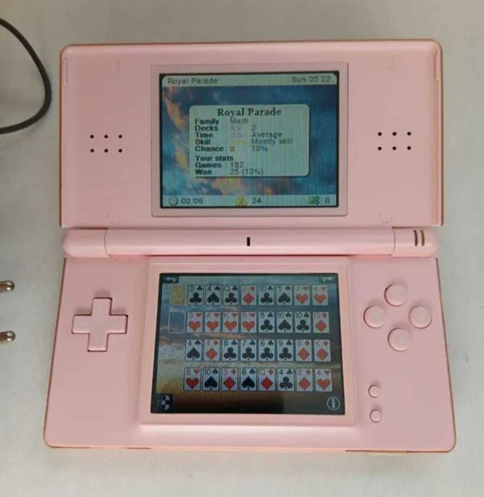 Nintendo DS lite roz, plus joc Solitaire inclus,Vechi De colectie, Rar