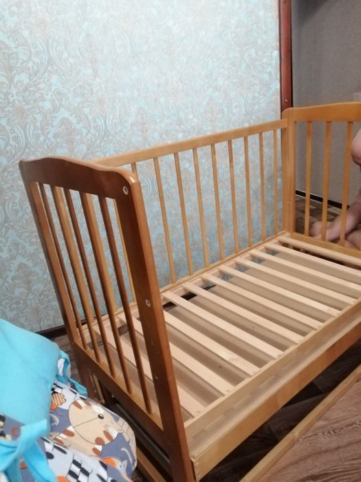 Детская кроватка