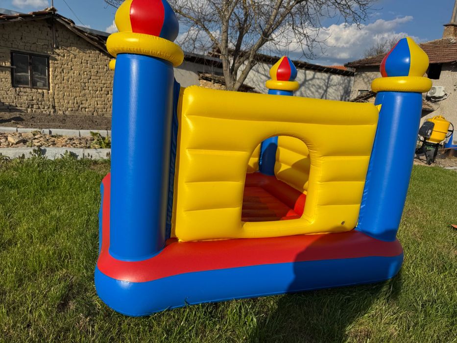 Детски надоваем батут