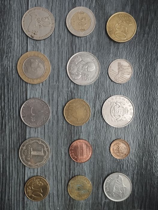 Продаю советский монеты, медали, часы и монеты других стран