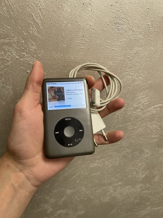 Ipod Classic 7 • 120gb• Iasi • OLX.ro