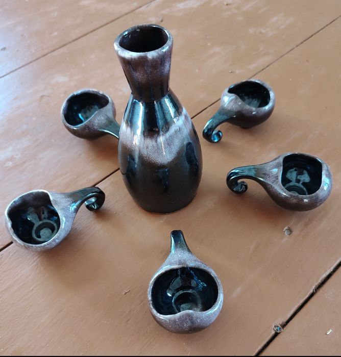 Глинени съдове сервизи