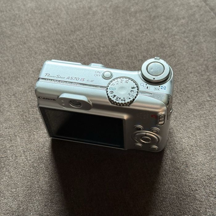Canon PowerShot A570 IS