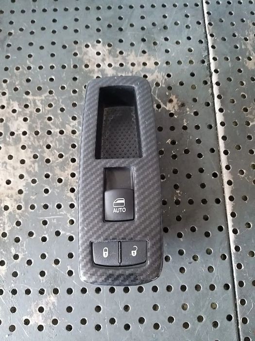Buton geam electric dreapta fata jeep grand cherokee 4 wk wk2 68096692ad 10025585