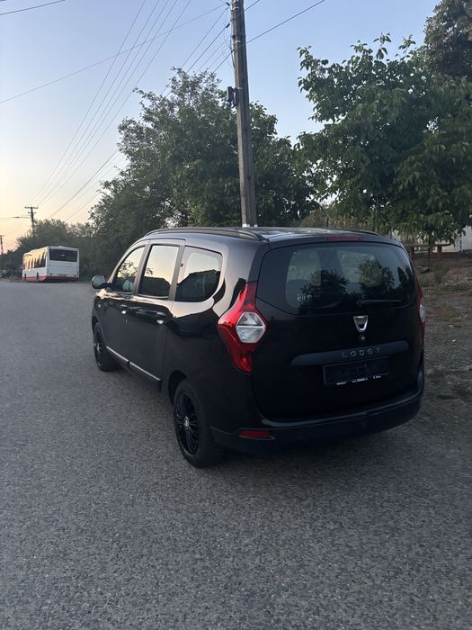 Dacia Lodgy/ 1.2 benzina/ 7 locuri/ 2013