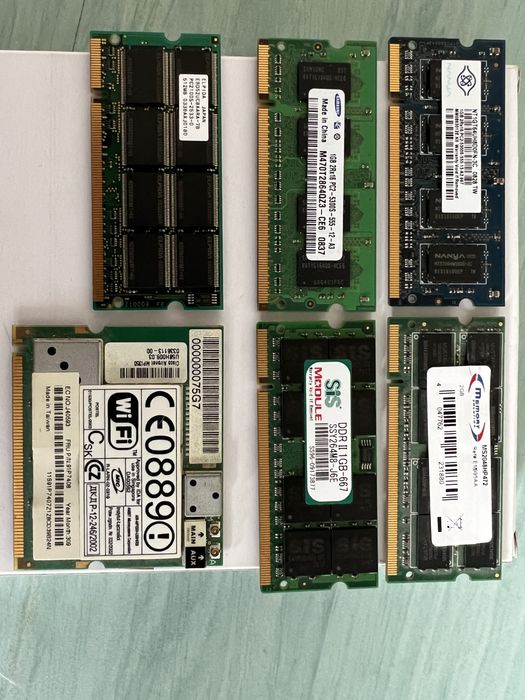 Части за лаптоп - рам, процесор, двд записвачка, wifi модул