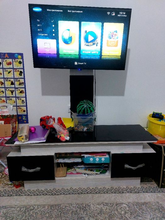 Подставка мебел.