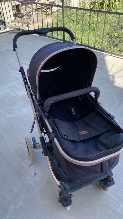 Детская коляска.