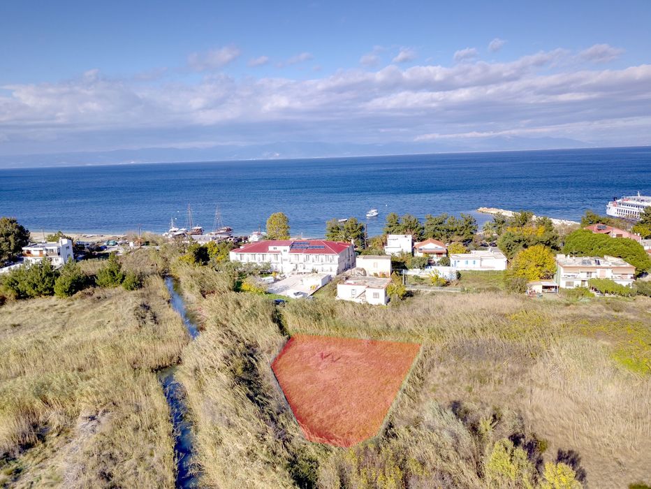 Скала Принос, о-в Тасос-парцел 805 кв.м до морето, идеален за каравана