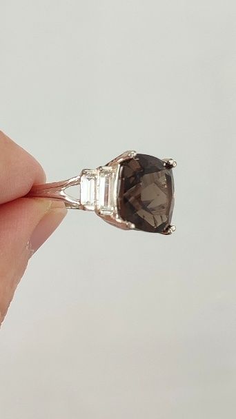 Раухтопаз дымчатый кварц