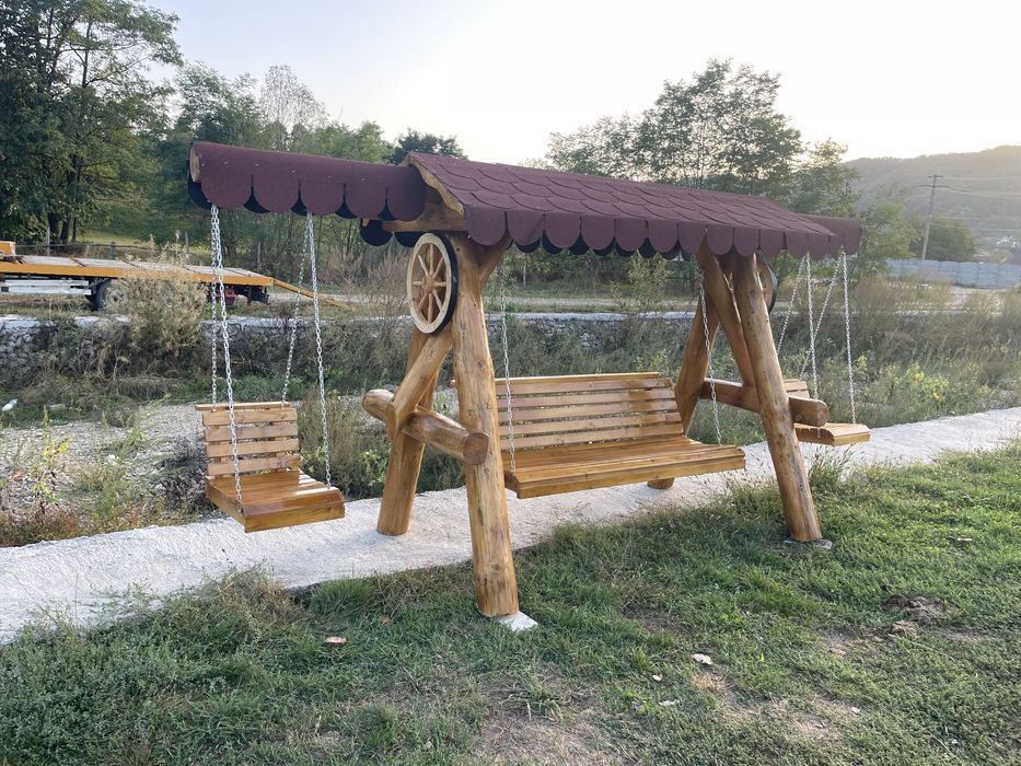 Leagan din lemn masiv / balansoar rustic