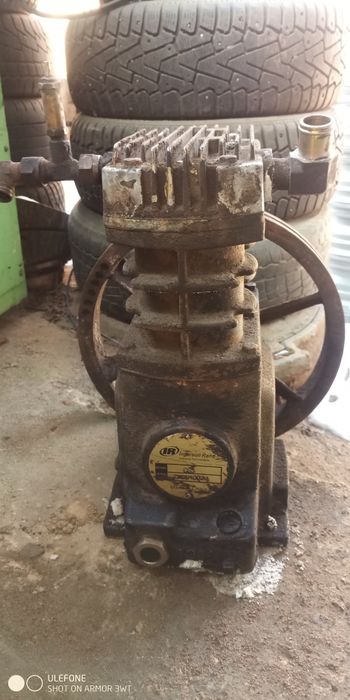 Компрессор воздушный масленый голова