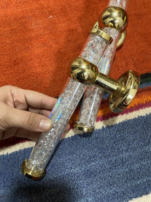 продается   бра