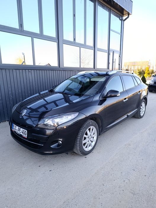 Renault Megane 3 1.9 DCI 131 CP 6 trepte 
Navigație TomTom 
Interior s