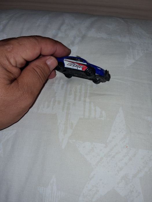 Метални колички Matchbox