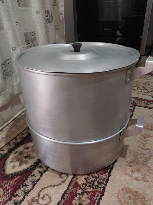 Мантоварка в хорошем состоянии