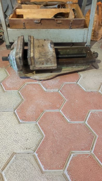 Тиски станочные большие