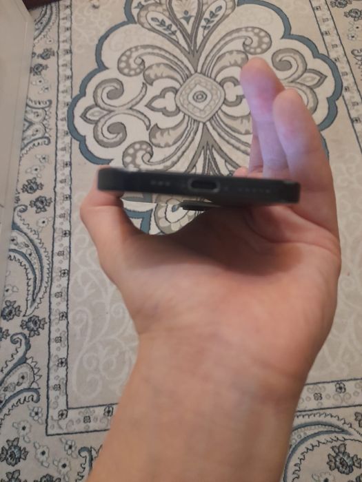 Айфон 15 срочно продаю