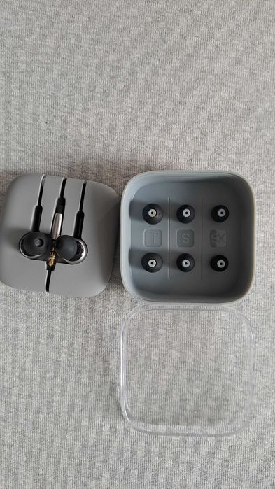 Нови слушалки Mi In-Ear Headphones Pro HD