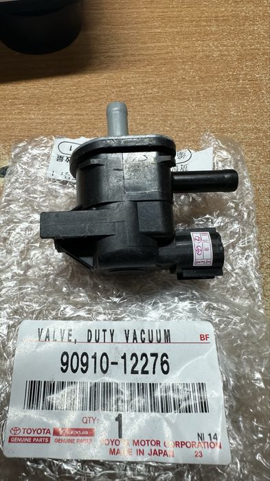 Клапон абсорбер на LEXUS RX350 в оригинале