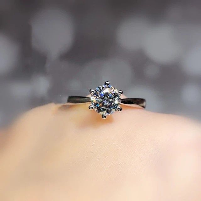 Пръстен с покритие от бяло злато 18К и циркон