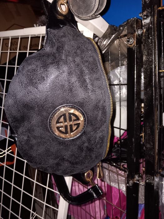 Затворен Магазин за Чанти 5-10лв.на едро