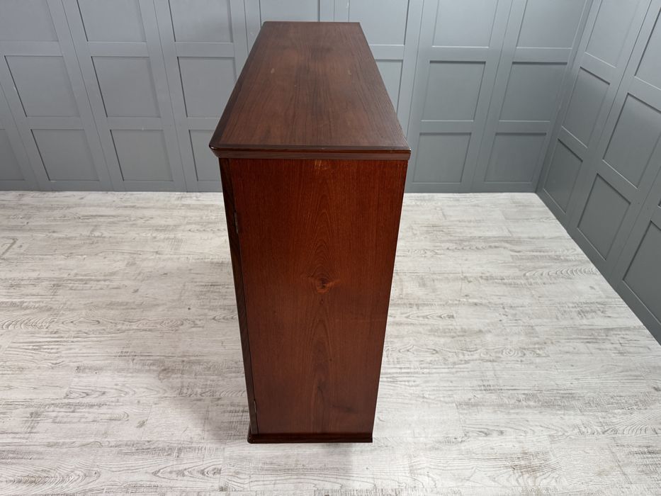 Винтидж  бюфет от средата на миналия век Д1116