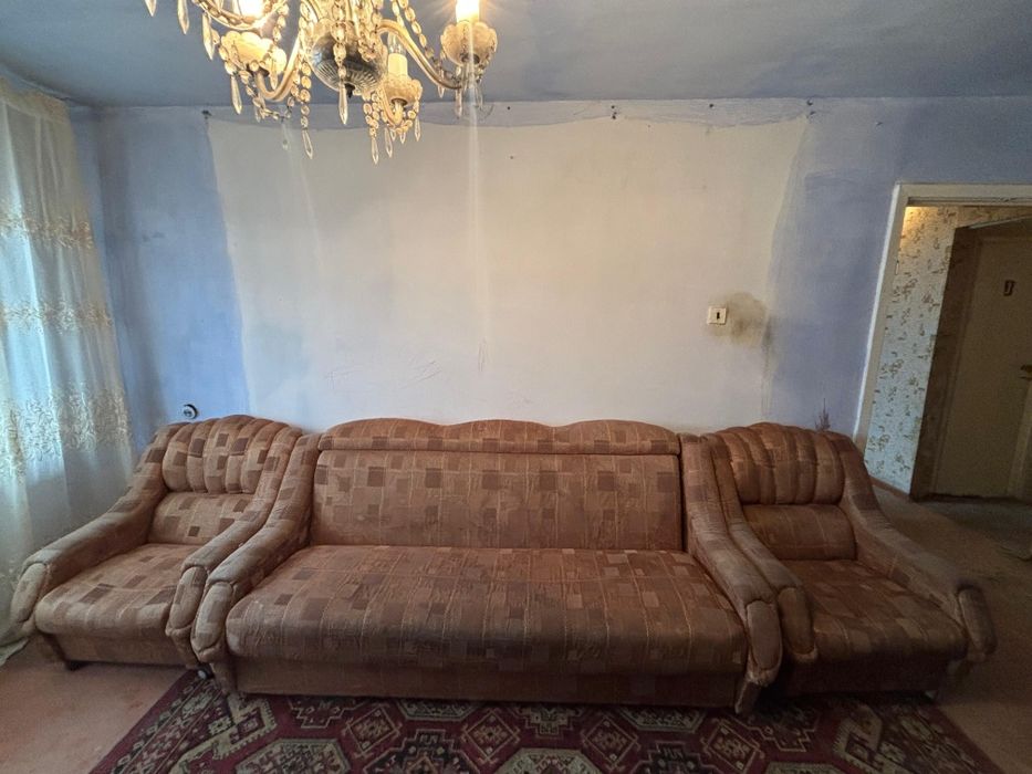 Диван два кресло